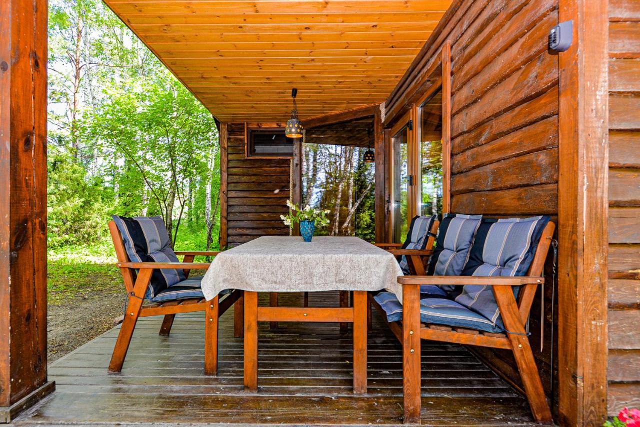 Berzu Namelis - Birch Cabin Kutsyuny Exterior foto