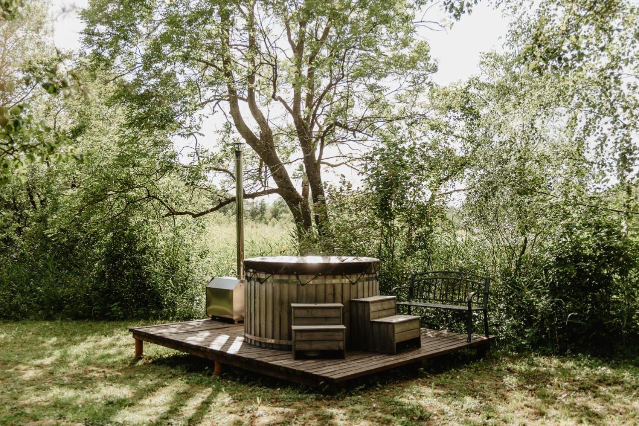 Berzu Namelis - Birch Cabin Kutsyuny Exterior foto
